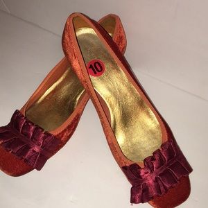 BCBGMaxAzria Red and Gold Heels